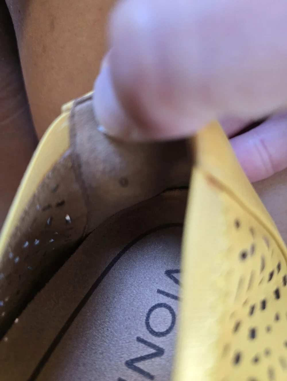 Vionic Robyn Perforated Leather Ballet Flats Yellow Size 9